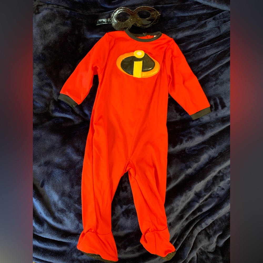 Incredibles Costume with Mask